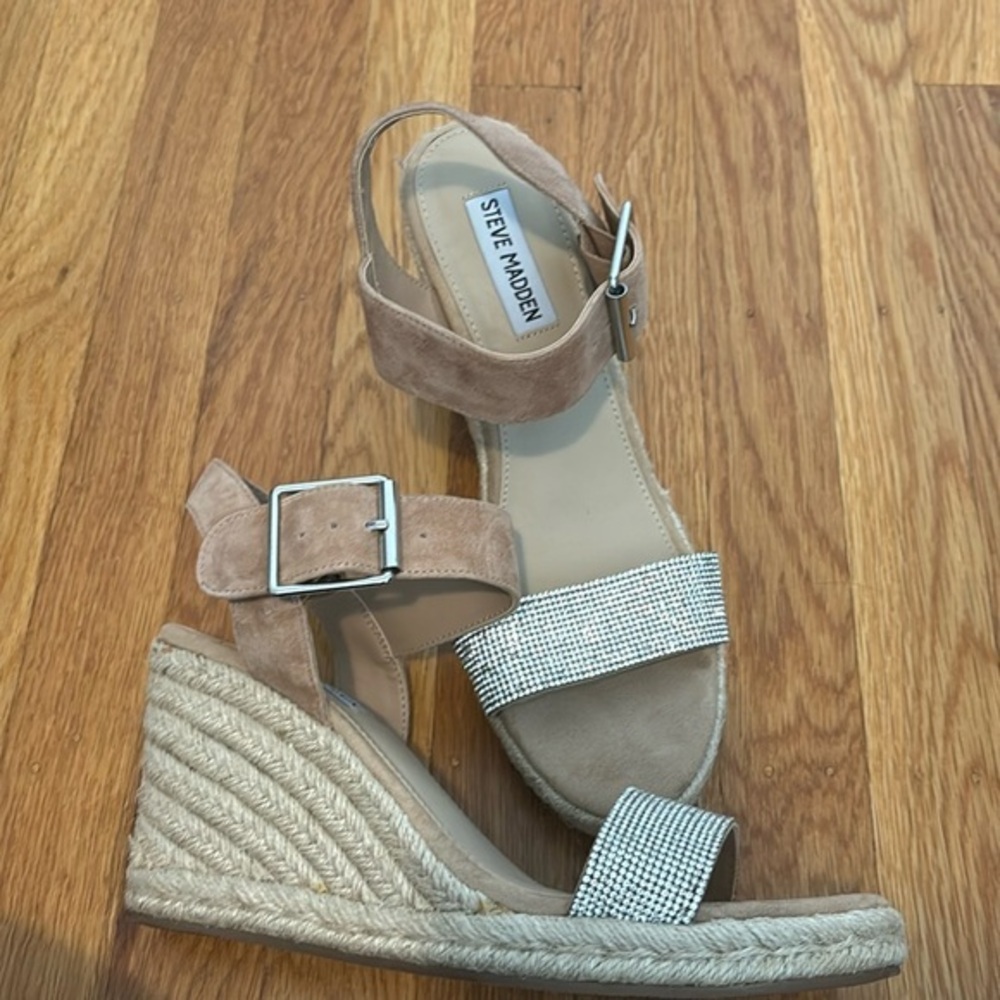 Steve Madden rhinestone wedges